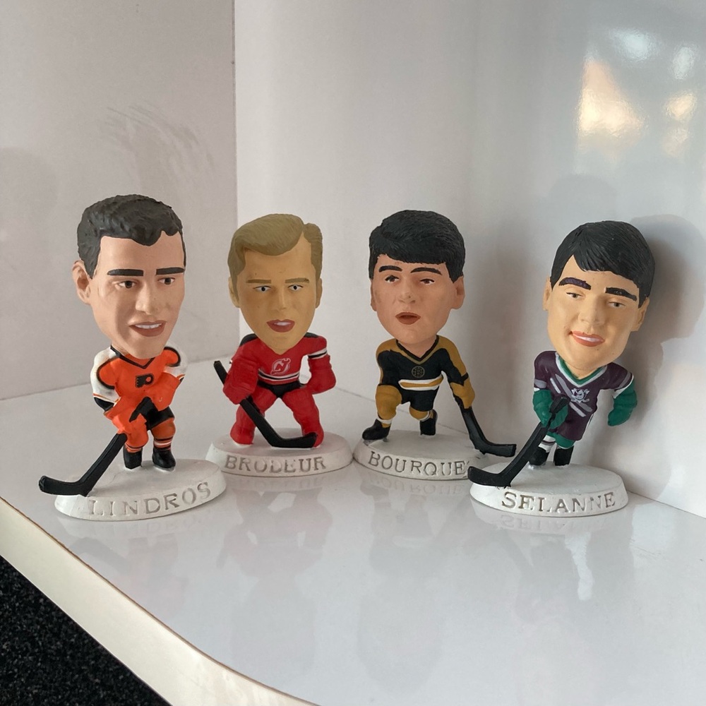 NHL Headliners by Corinthian, 1997
LINDROS, SELANNE, BRODEUR, BOURQUE